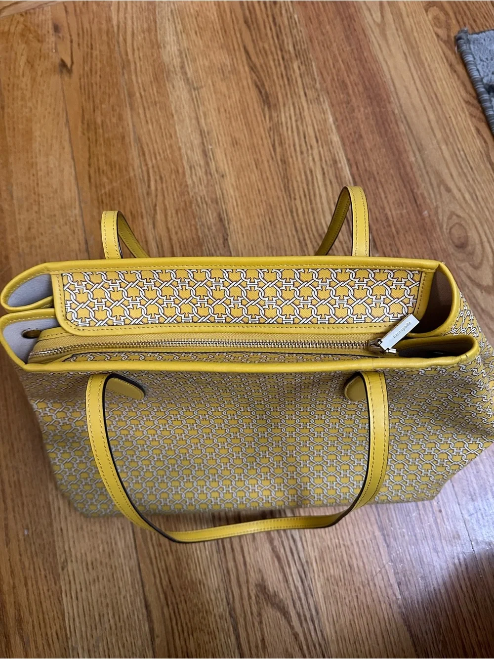 Kate Spade Link Tote Bag & Matching Large Wallet Set Yellow Multi